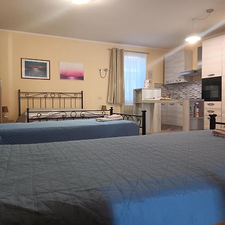 Casa Vacanze Iris, Appartamento Turistico رافيننا المظهر الخارجي الصورة