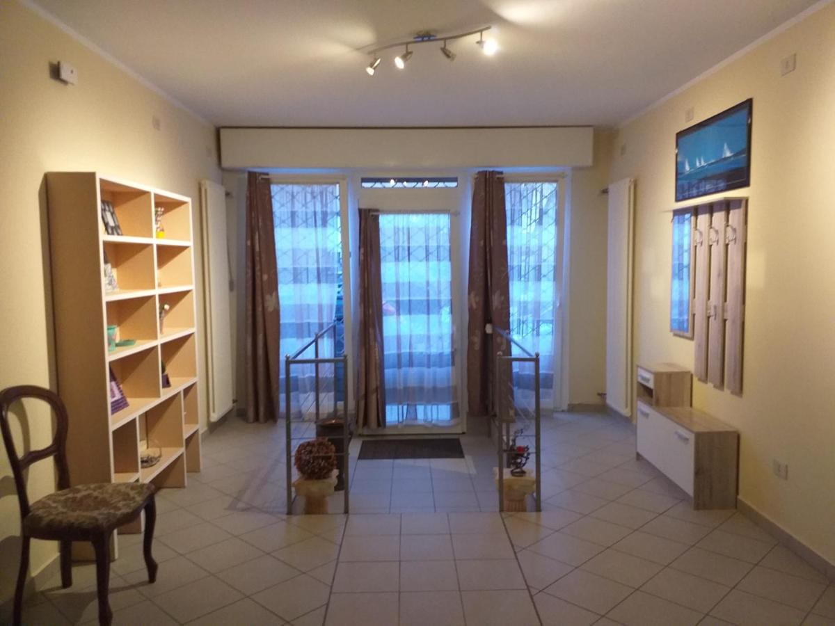 Casa Vacanze Iris, Appartamento Turistico رافيننا المظهر الخارجي الصورة